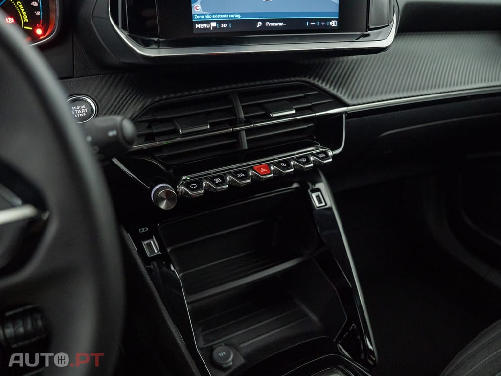 Peugeot E-2008 50 kWh Active