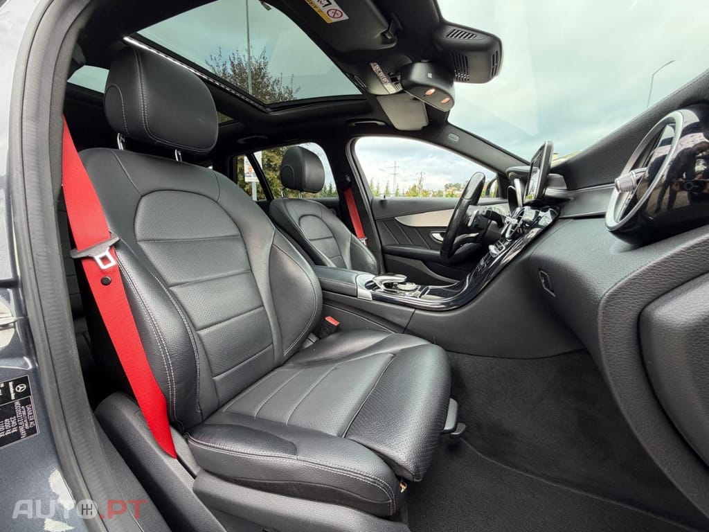Mercedes-Benz C 300 h AMG Line