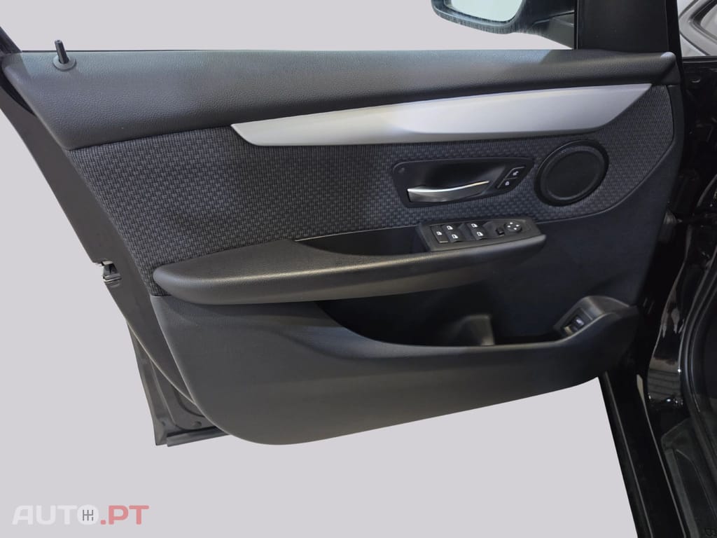 BMW 216 D