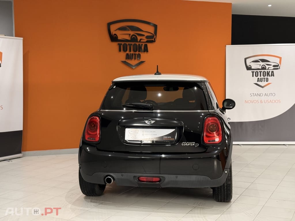 MINI Cooper Cooper D