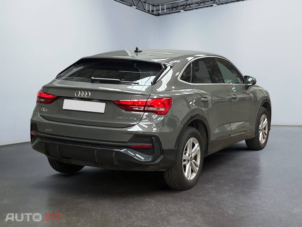 Audi Q3 45 TFSIe S tronic