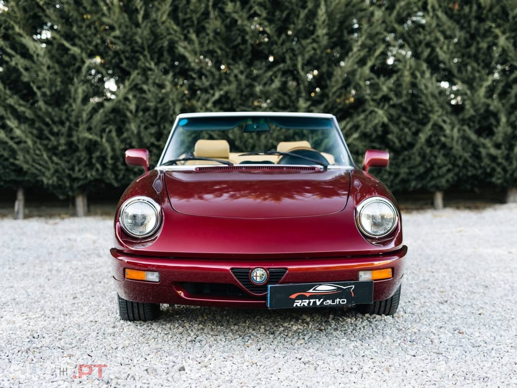 Alfa Romeo Spider 2.0