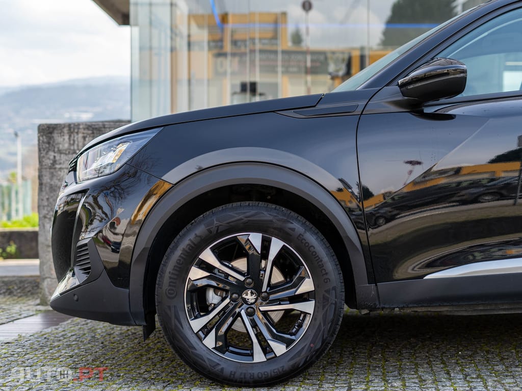 Peugeot 2008 1.2 PureTech Allure Pack