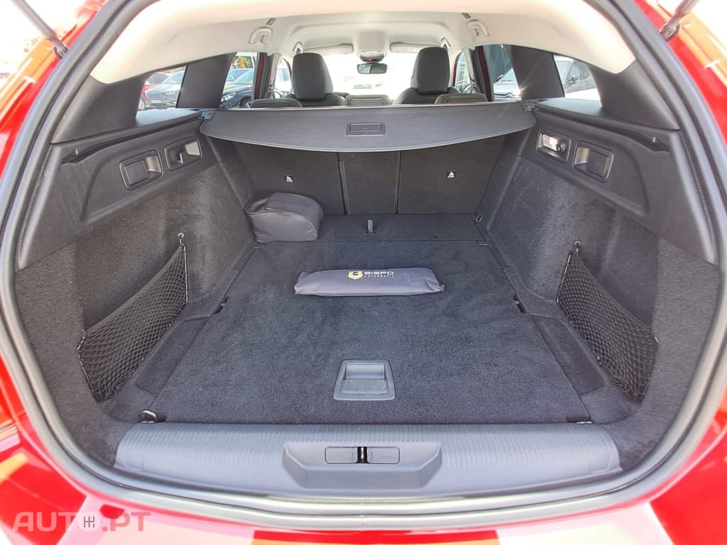 Peugeot 308 SW 1.2 PureTech Allure Pack EAT8