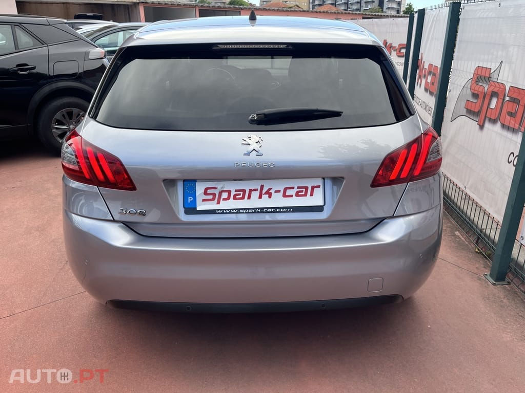 Peugeot 308 1.2 PureTech Style