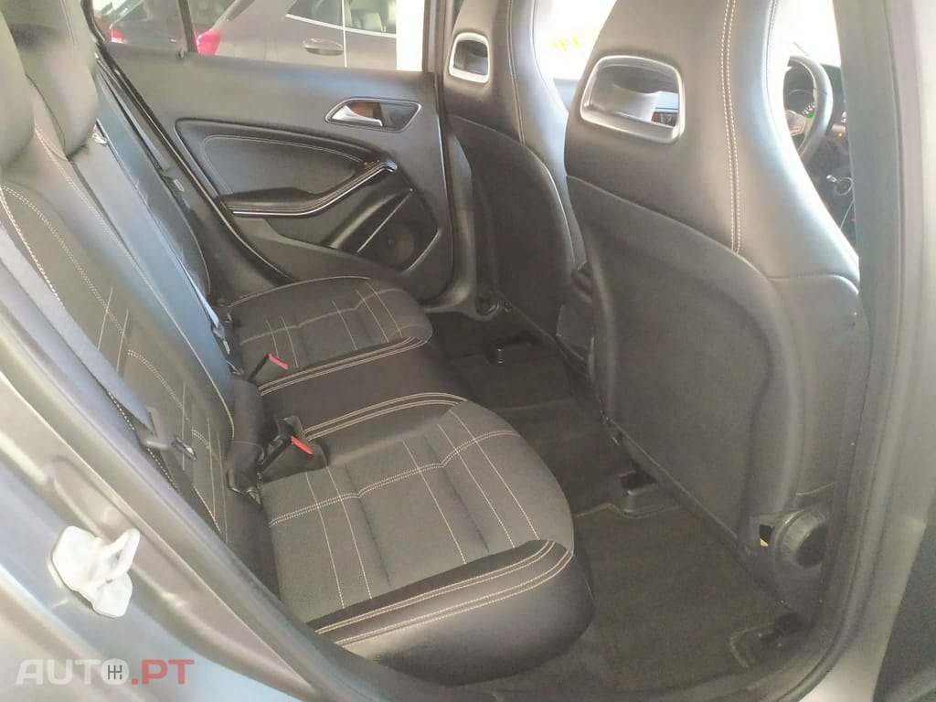 Mercedes-Benz GLA 180 CDI URBAN SPORT