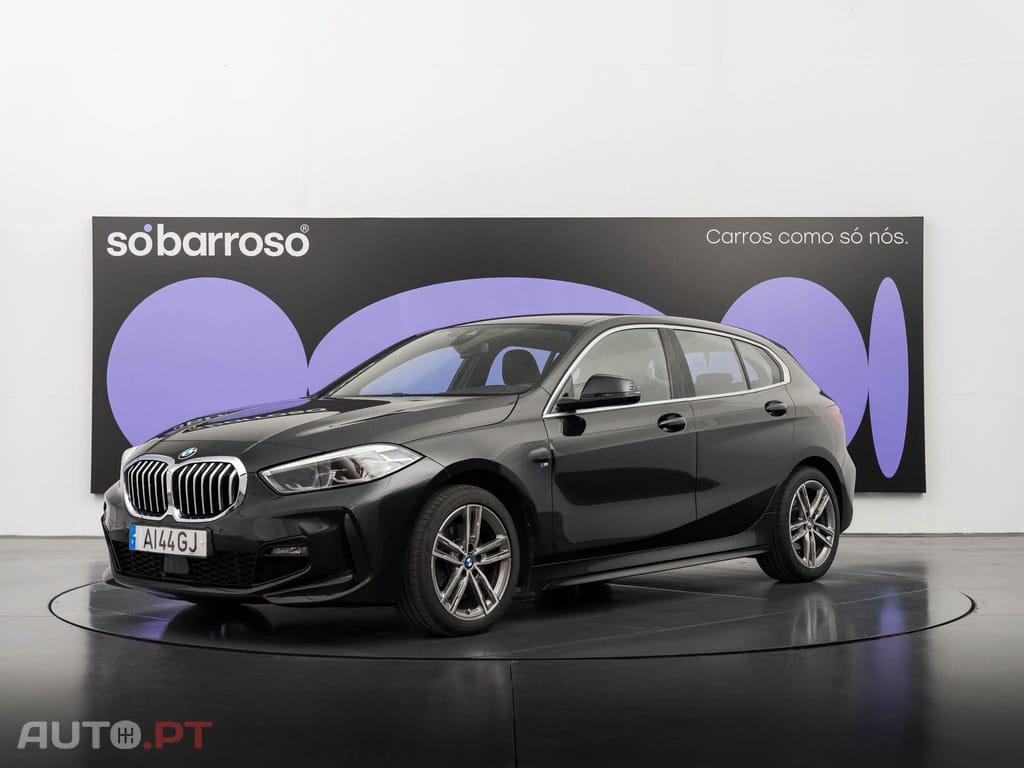 BMW 118 i Pack Desportivo M Auto