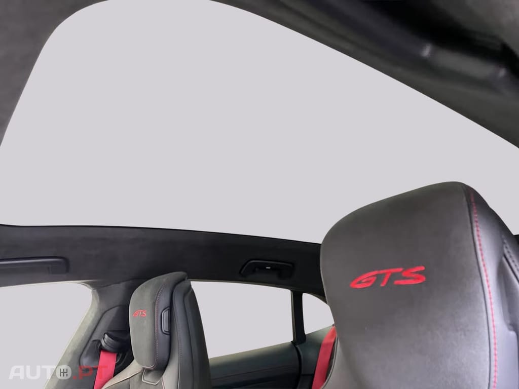 Porsche Taycan GTS I.V.A DEDUTIVEL