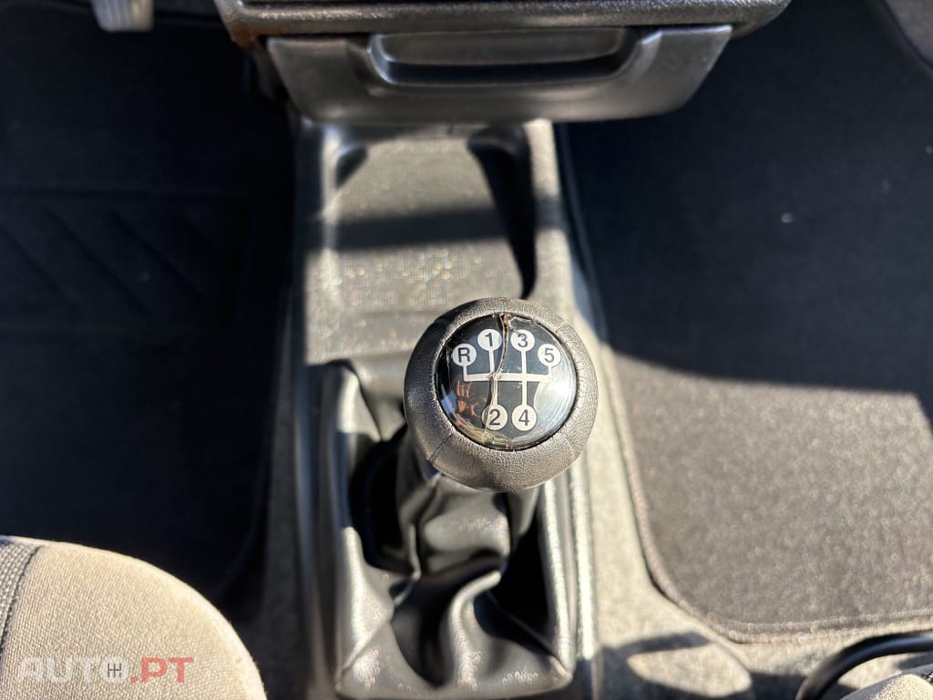 Opel Corsa 1.7 D Janelas Base