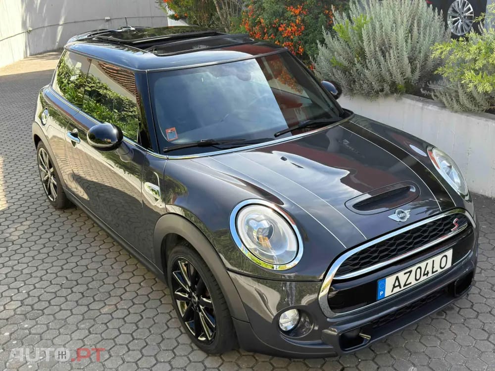 MINI Cooper Cooper S