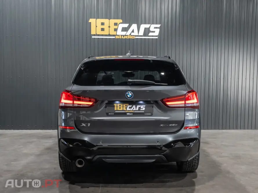 BMW X1 xDrive25e Pack Desportivo M