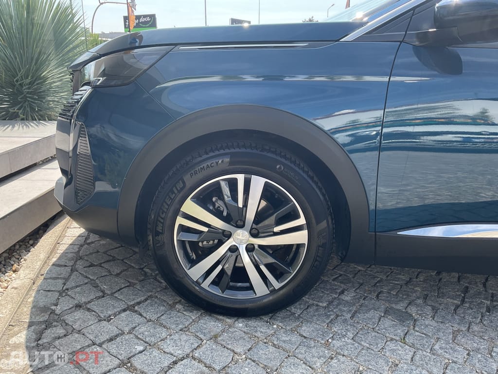 Peugeot 5008 1.5 BlueHDi Allure