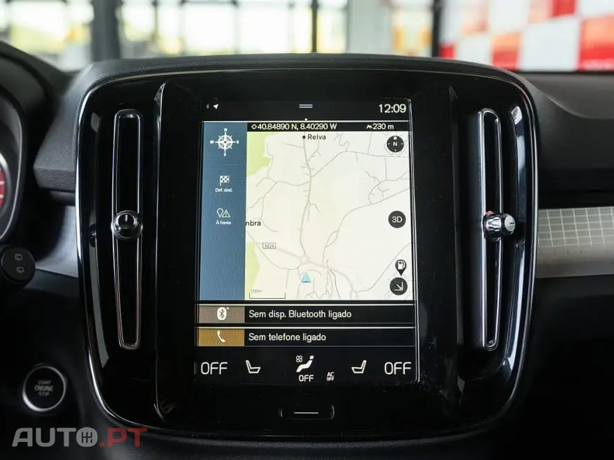 Volvo XC40 1.5 T2 Plus Dark Auto