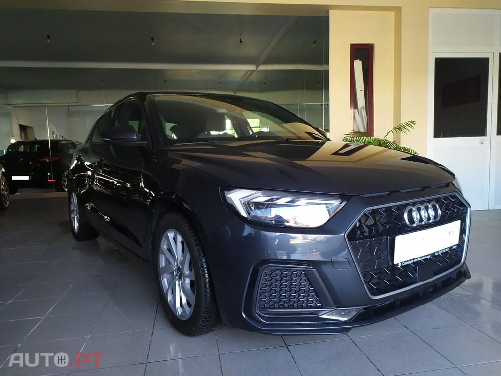 Audi A1 1.0 TSFI 30 116 CV