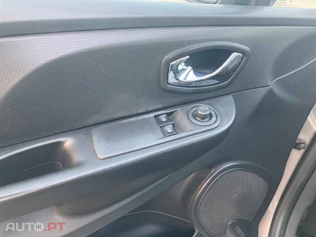 Renault Clio Sport Tourer 1.5 dCi Confort