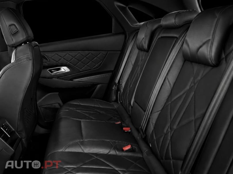 DS 7 Crossback E-Tense SE Ligne Noire EAT8 — fotografia 19