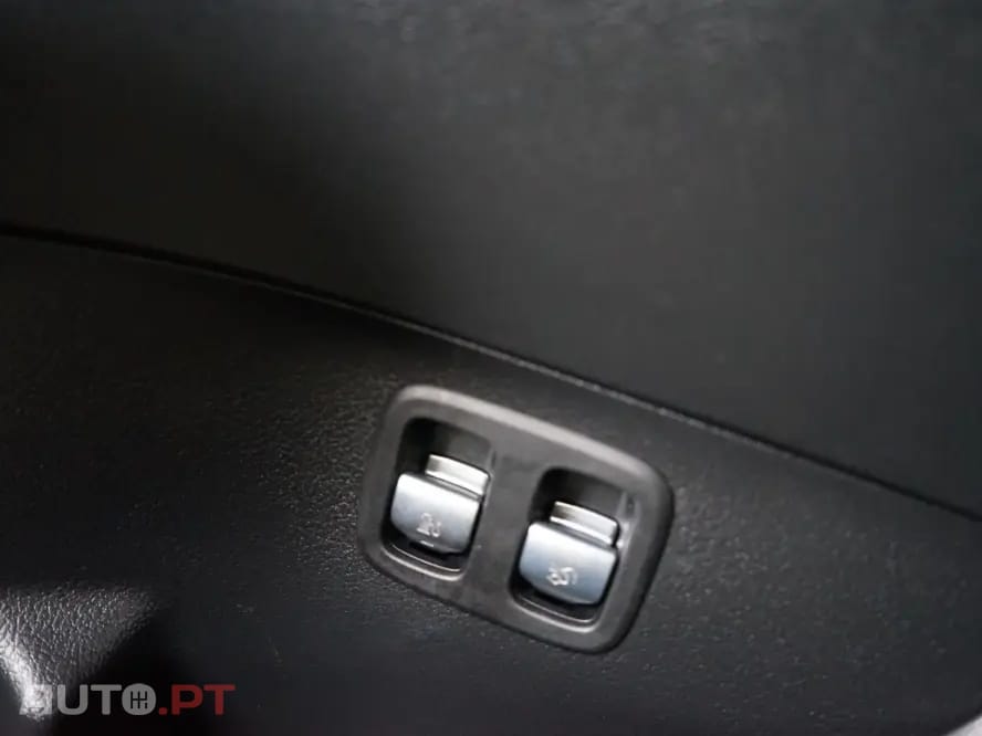 Mercedes-Benz C 300 e T 9G-TRONIC AMG Line