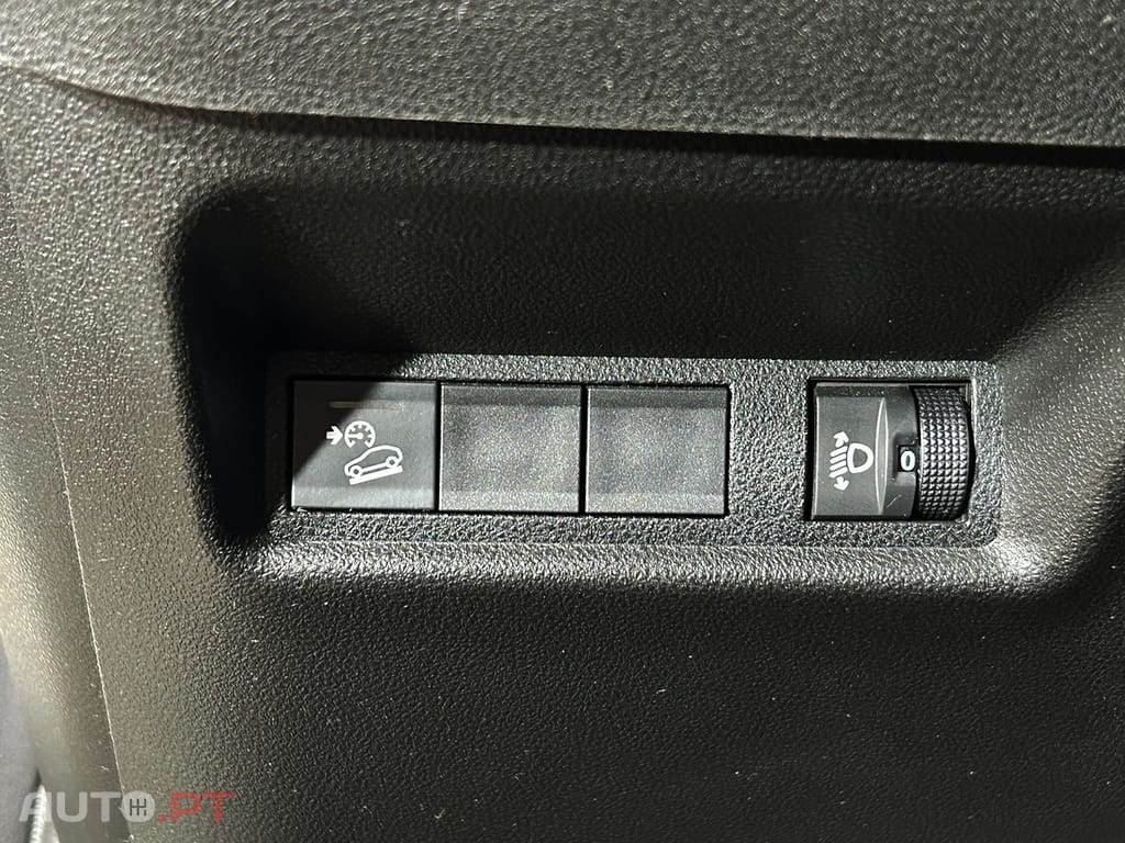 Jeep Avenger 1.2 GSE T3 Summit