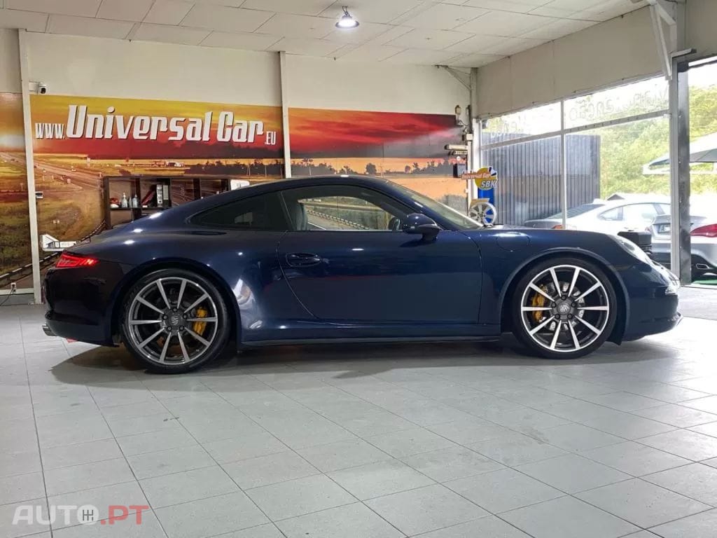 Porsche 911 991 Carrera 4 PDK Sport Chrono