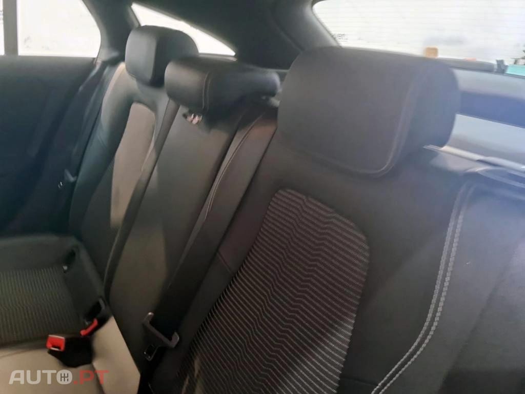 Mercedes-Benz CLA 250 e Shooting Brake Style Plus