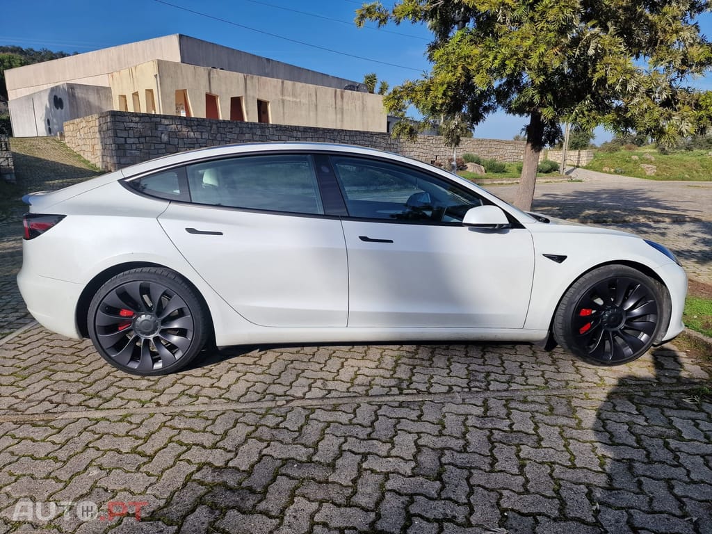 Tesla Model 3 Performance Dual Motor AWD
