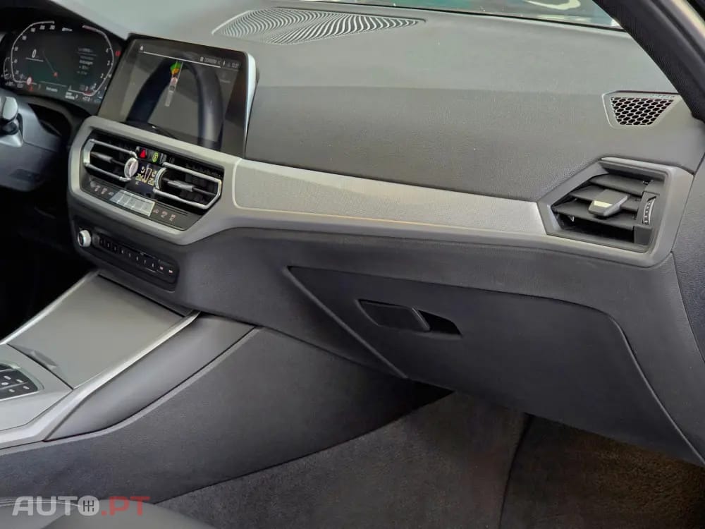 BMW 320 e Line Sport Auto