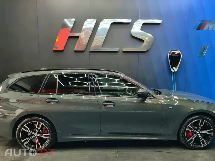 BMW 330 e Pack Desportivo M Pro Auto