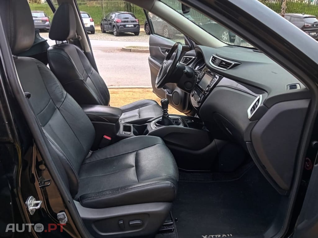 Nissan X-Trail 1.6Dci 130cv 6vel  360º Nacional ,7lugares