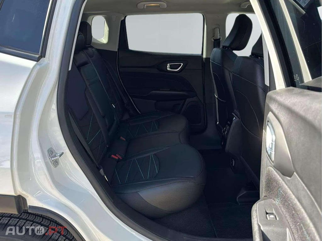 Jeep Compass Upland Plug-In Hybrid 4WD I.V.A DEDUTÍVEL