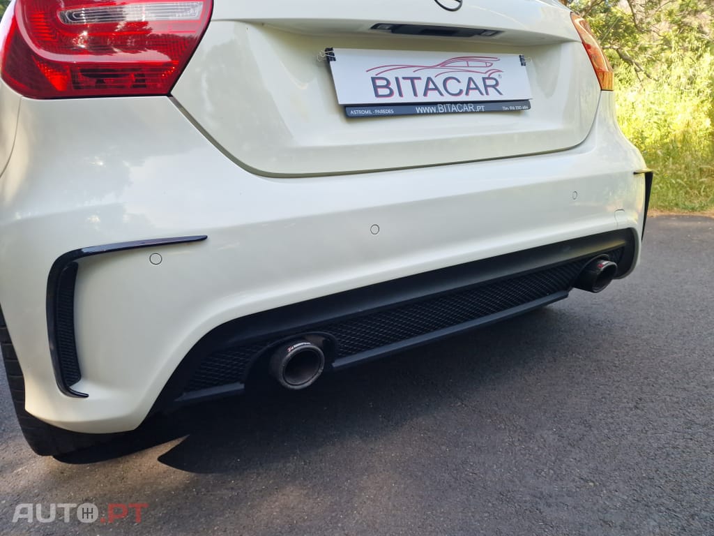 Mercedes-Benz A 180 d AMG Line