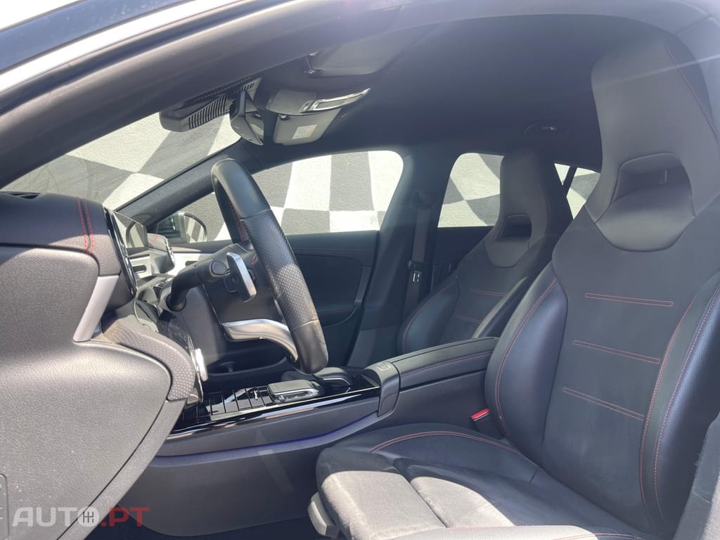 Mercedes-Benz CLA 180 d Shooting Brake AMG Line Aut.