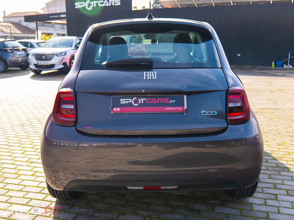 Fiat 500e 42kWh ICON