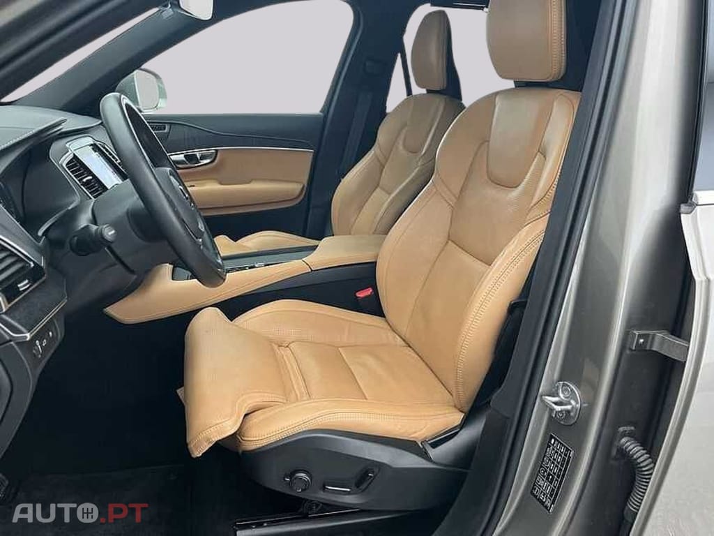 Volvo XC90 I.V.A DEDUTIVEL T8