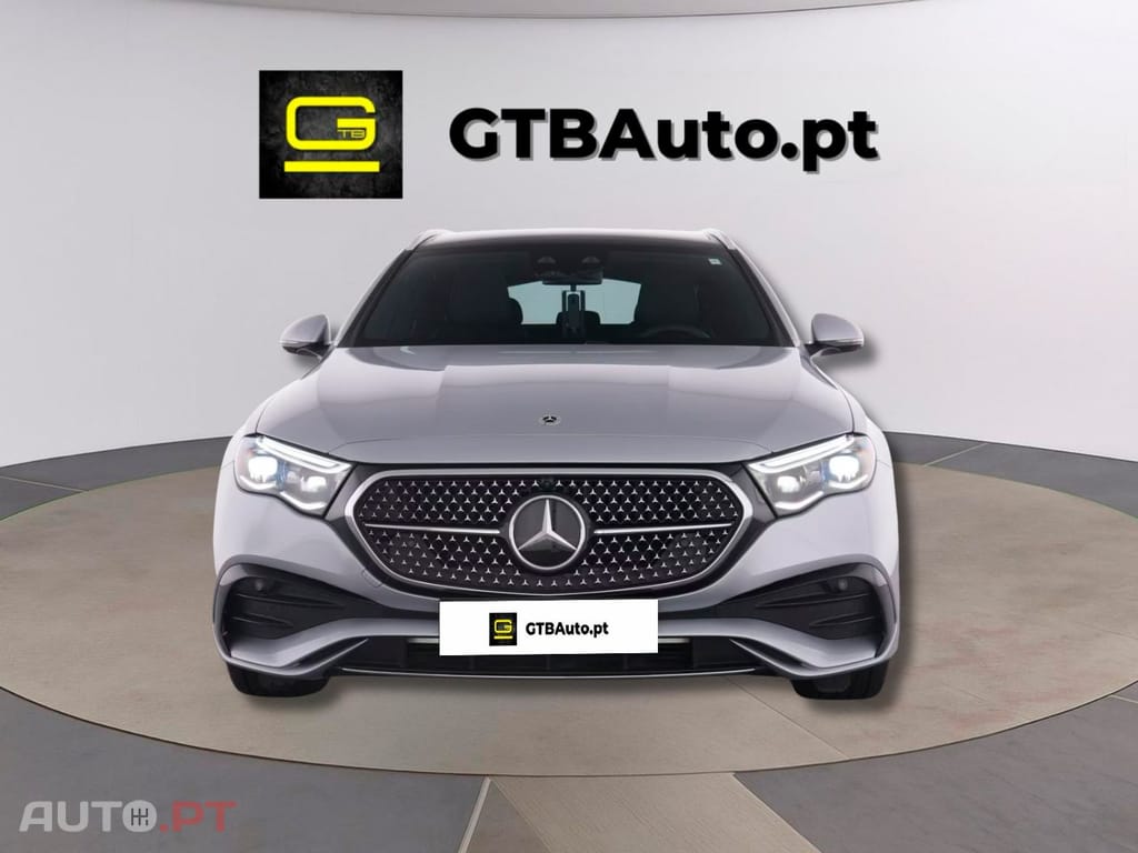 Mercedes-Benz E 300 I.V.A DEDUTIVEL T e AMG