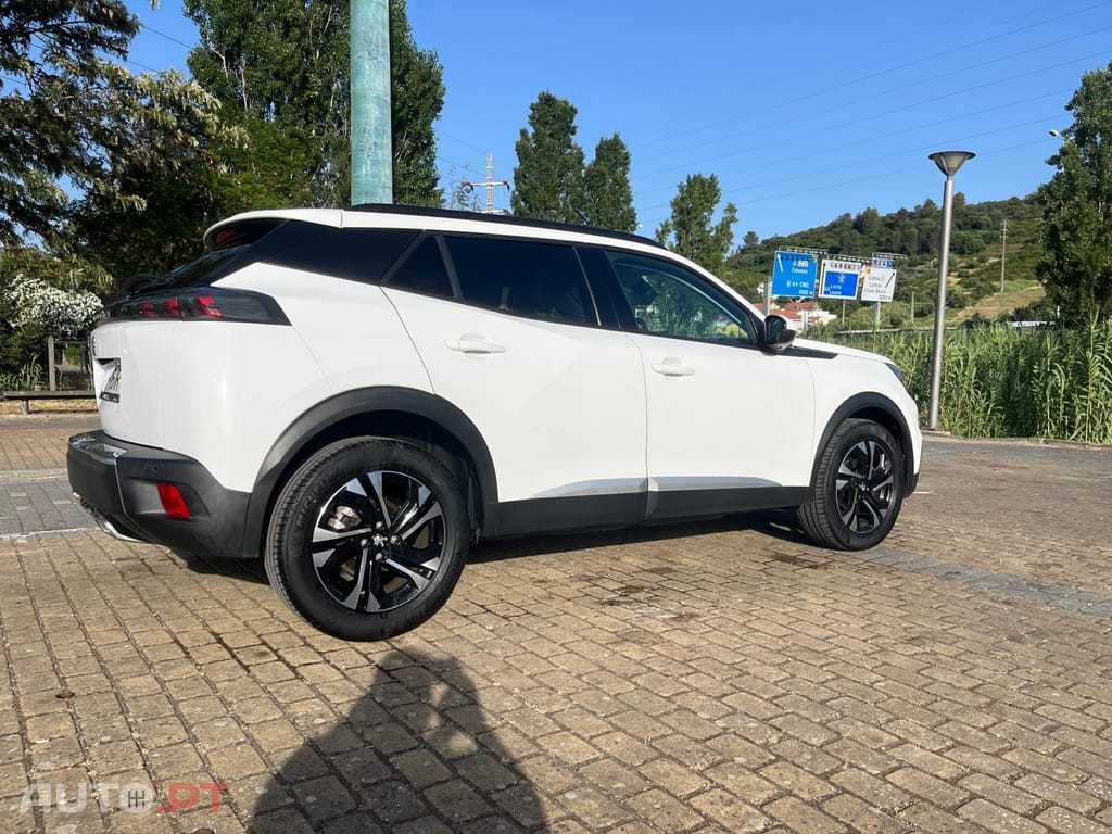 Peugeot 2008 1.2 PureTech Allure