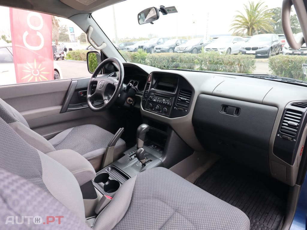 Mitsubishi Pajero 3.2 DI-D GLS ABS+CA