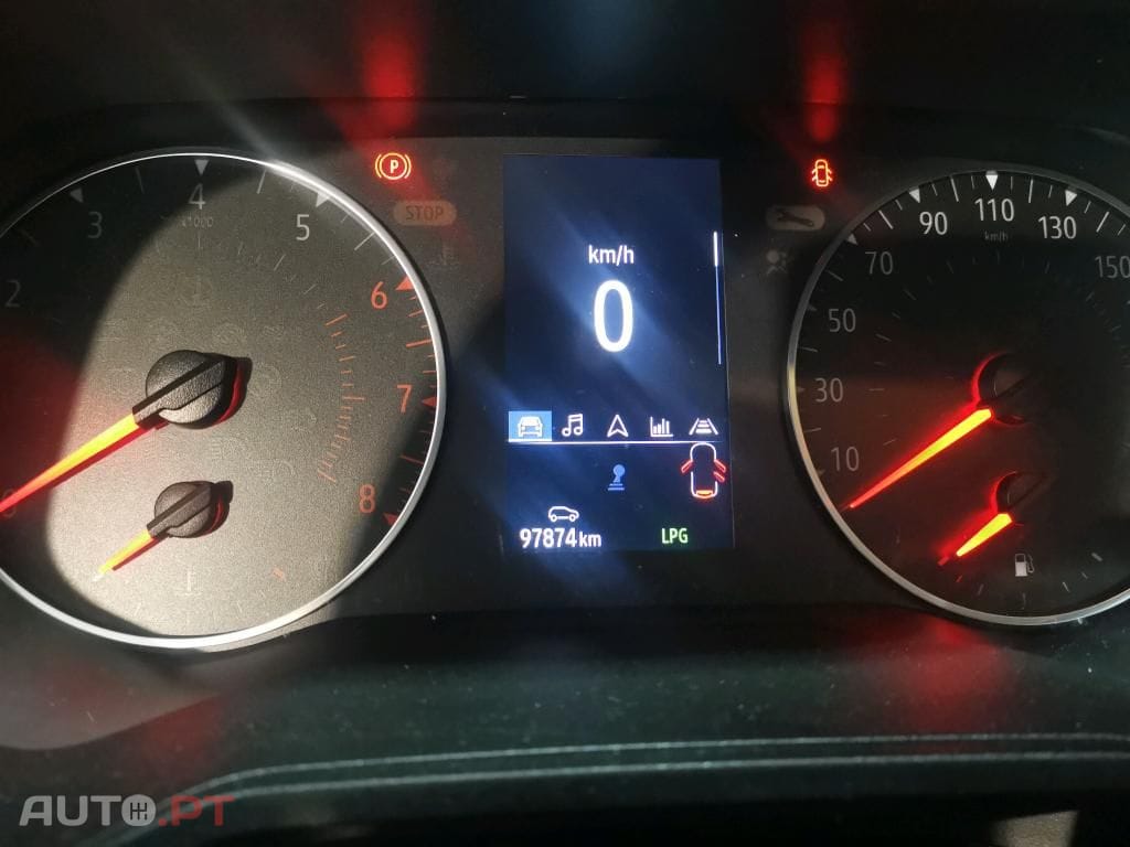 Renault Clio 1.0 TCe Limited Bi-Fuel