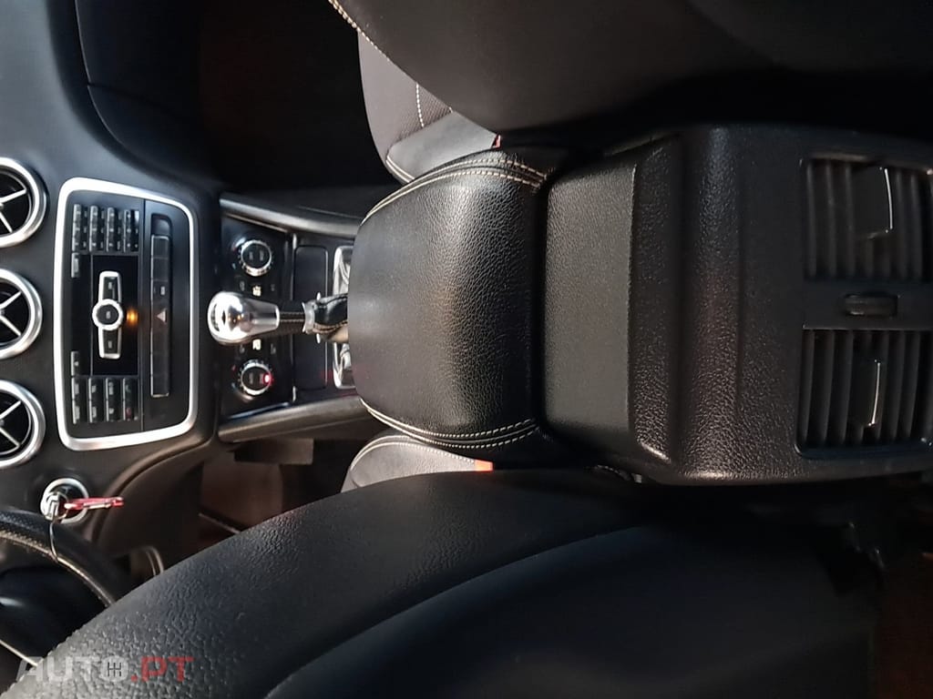 Mercedes-Benz A 180 CDI (BlueEFFICIENCY)