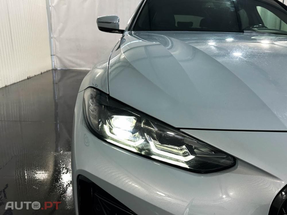 BMW 420 i Pack Desportivo M Auto