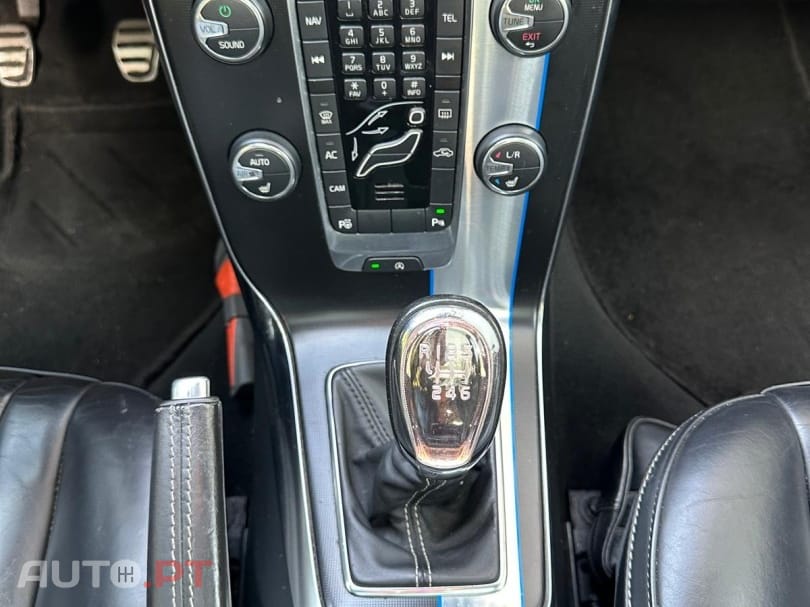 Volvo V40 1.6 D2 R-Design