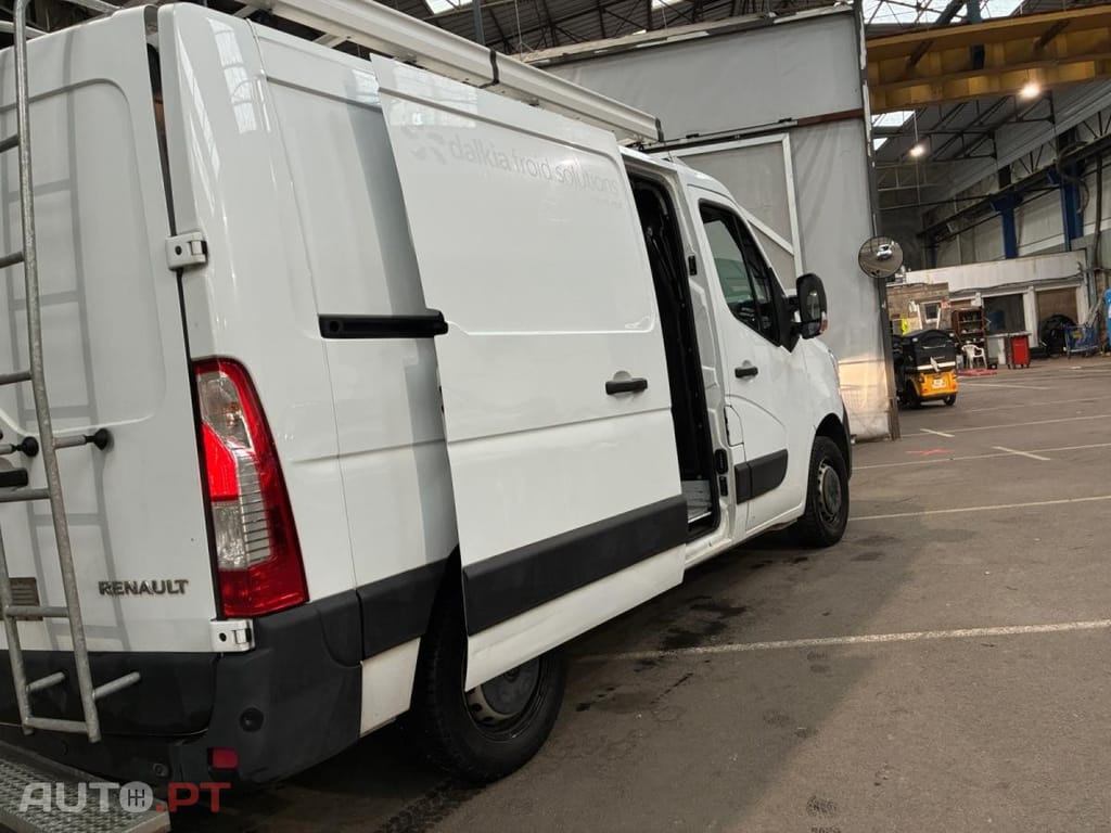 Renault Master 2.3 dCi L1H1 3.3T Grand Confort