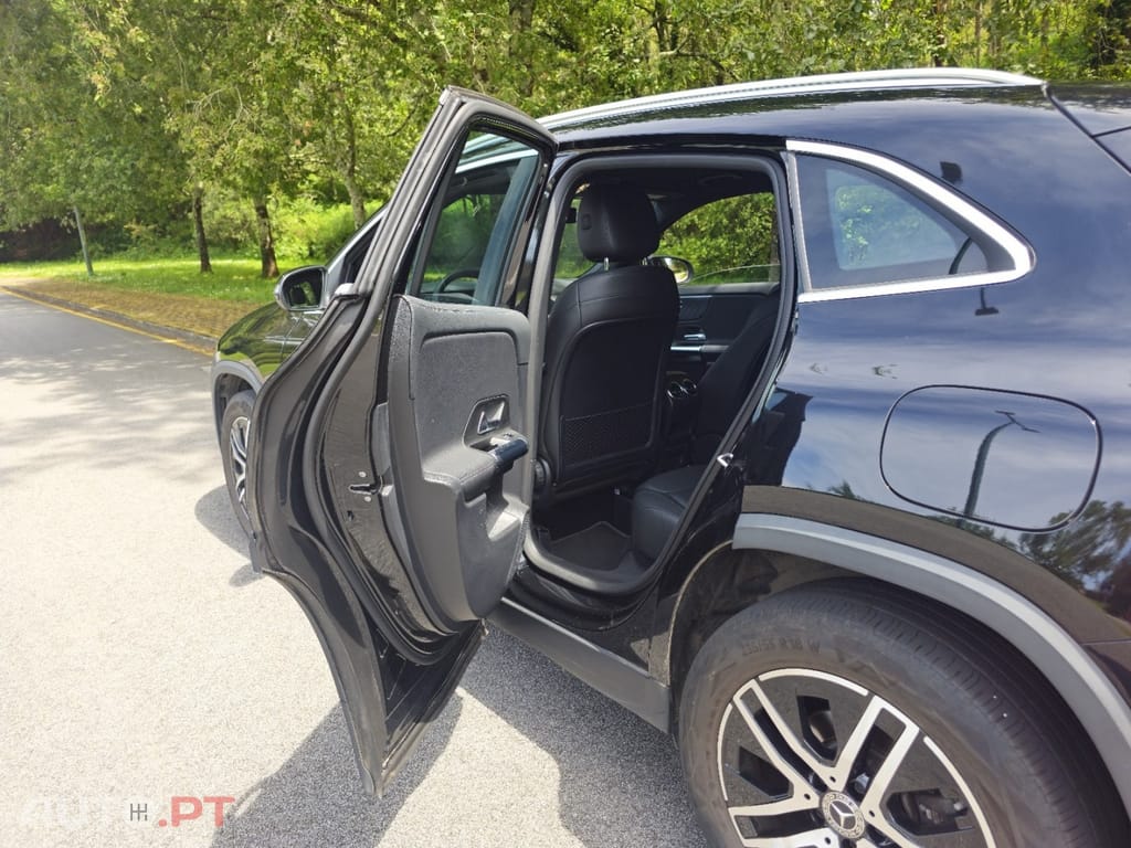 Mercedes-Benz GLA 180 d 8G-DCT