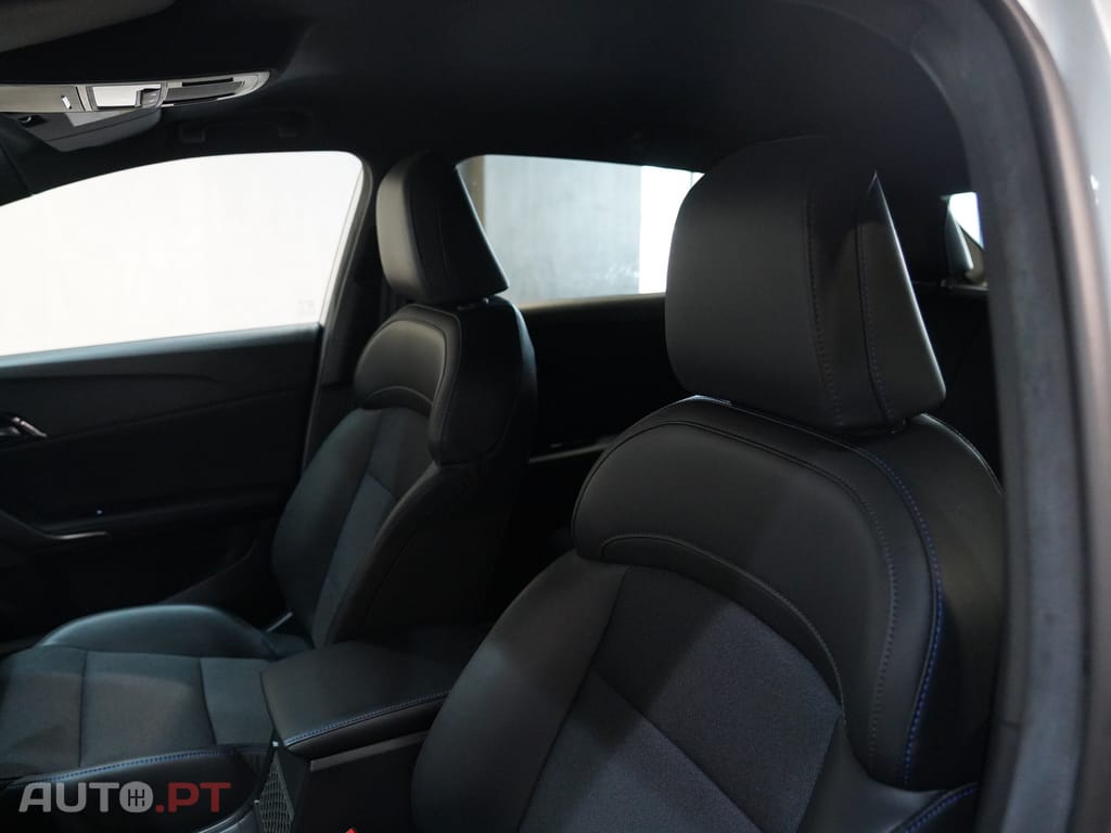 MG MG4 64 kWh Luxury