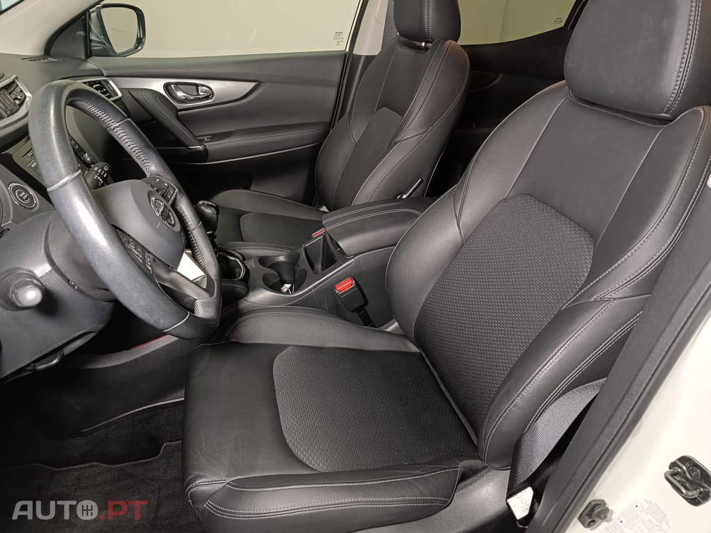 Nissan Qashqai 1.3 DIG-T N-Tekna  