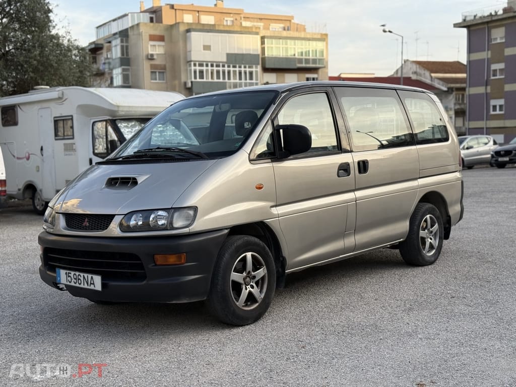 Mitsubishi Space Gear 2.5 TD GLX