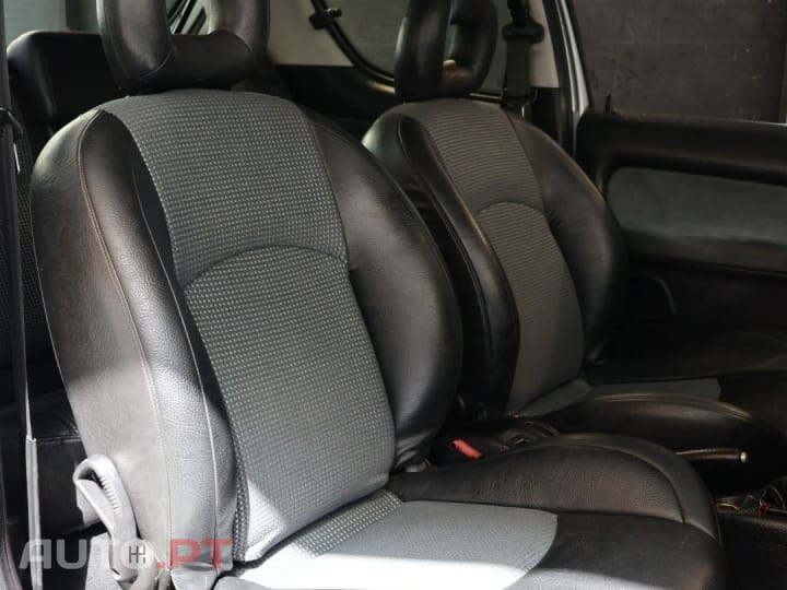 Peugeot 206 1.6 GTi