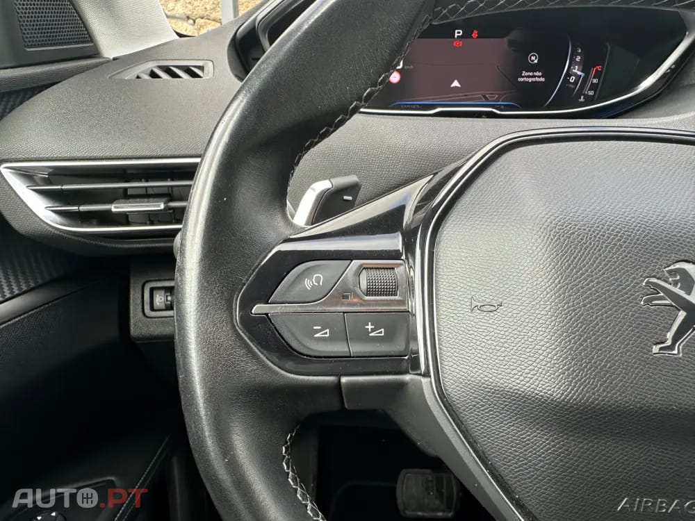 Peugeot 5008 1.5 BlueHDi Allure EAT8