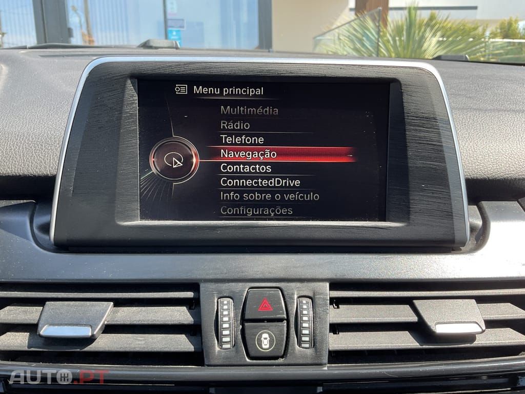 BMW 216 d