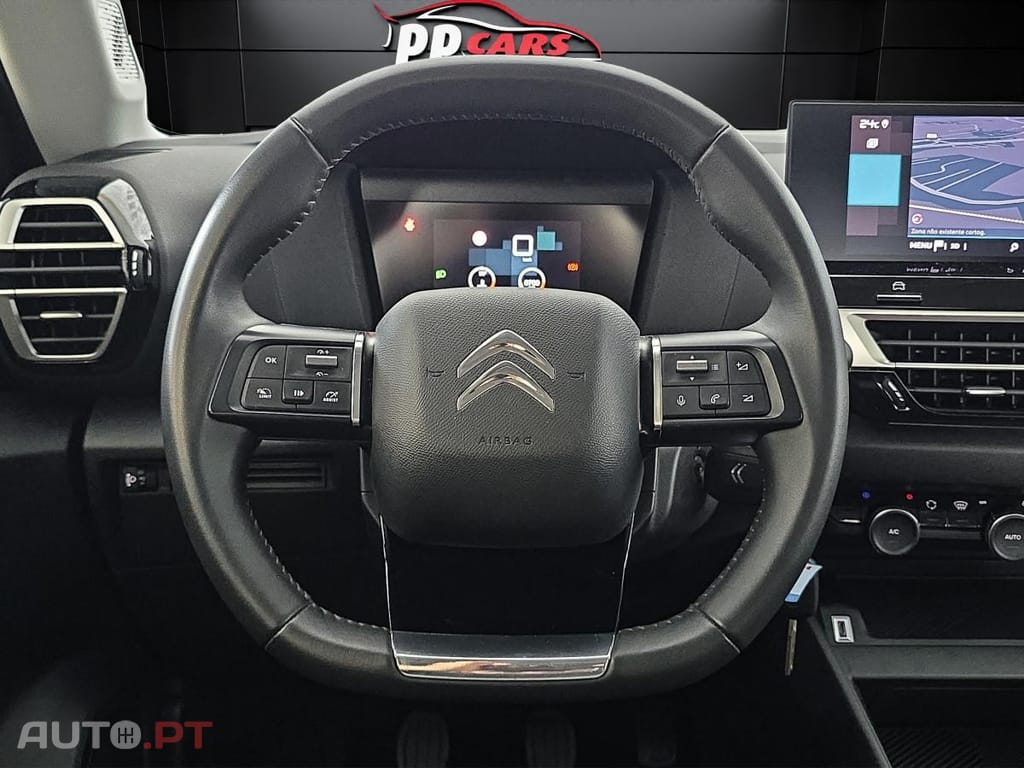 Citroen C4 BlueHDi 130 Stop&Start EAT8 SHINE