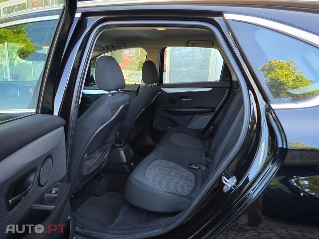 BMW 216 d